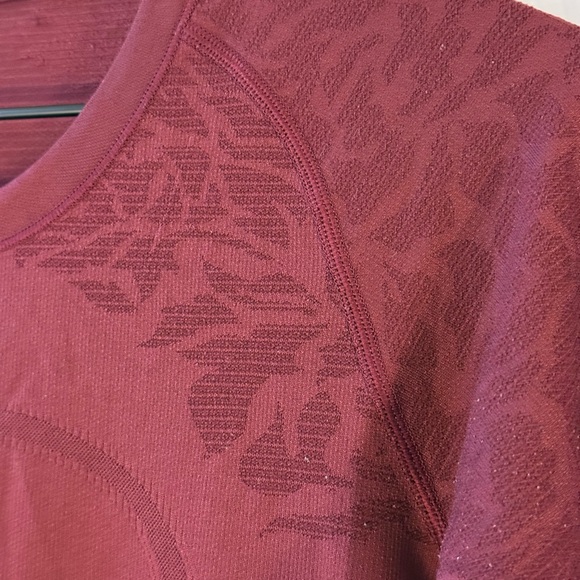 👚Lululemon 🍋 Swiftly Tech 2.0 Waist Length - Picture 3 of 6